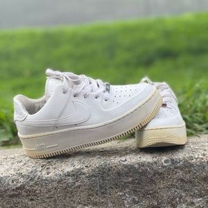 Nike Air Force 1 Sage Low